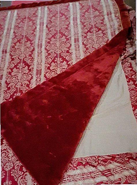 2PC DAMASK BURGUNDY QUILTED COMFORTER W/ PILED FUR BACK + BED SKIRT 94" W X 78"L