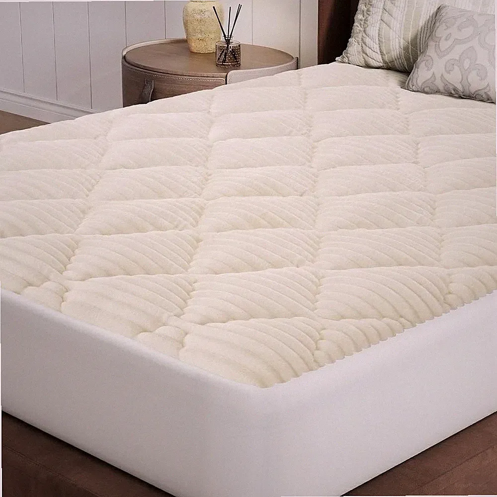 Full Flannel Mattress Topper, Ultra Soft Faux Fur Mattress Pad with Deep Pock...