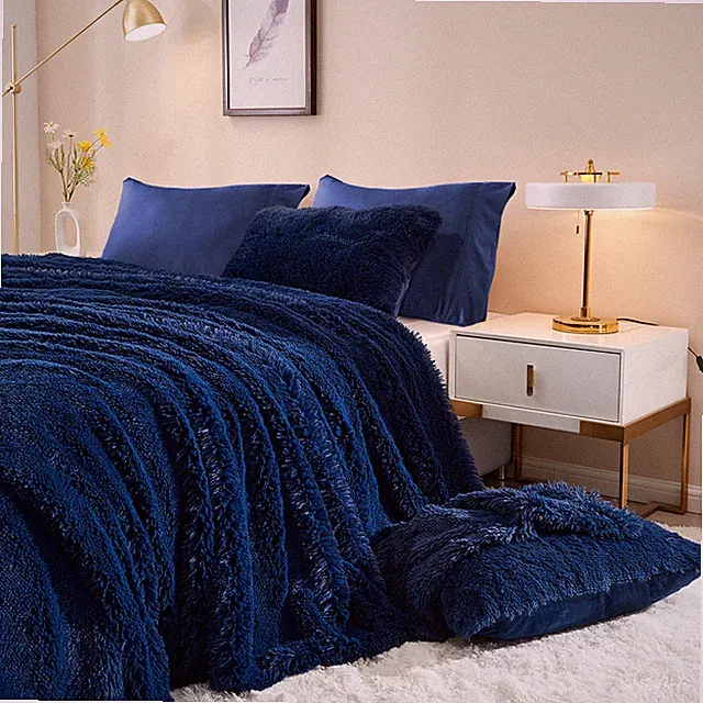 Warm Plush Shaggy Faux Fur Duvet Cover Set Quilt Cover Set with Pillowcases